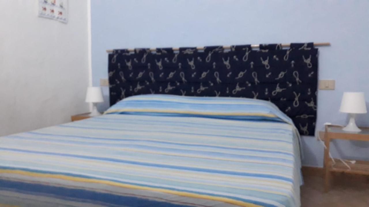 Appartamento Vista Mare Calasetta Exteriér fotografie